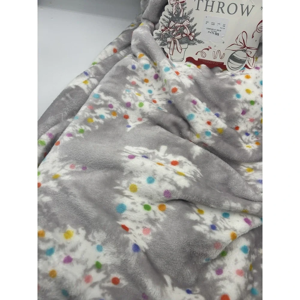 Boundary Plush Throw Blanket Christmas Holiday Gray White Tree Pattern 60x70 NWT